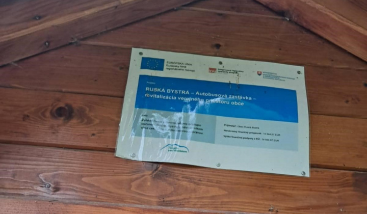 Projekty / RUSKÁ BYSTRÁ – Autobusová zastávka – revitalizácia verejného priestoru obce - foto